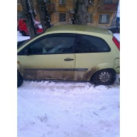 Продам а/м Ford Fiesta битый