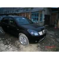Продам а/м Renault Sandero требующий вложений