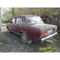 Продам а/м ВАЗ 2107 битый